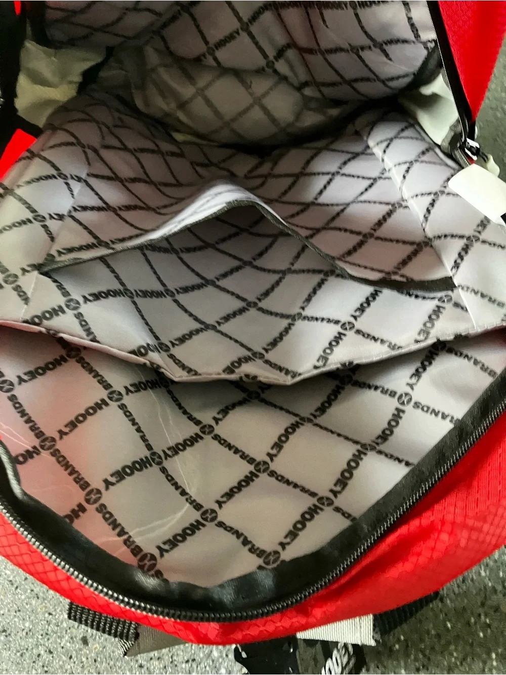 Hooey Red, Gray and Black unisex Backpack with hat holder and rain cover NWT